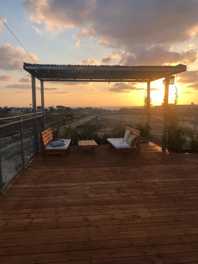 Atlit Rooftop Glamping Esterno foto