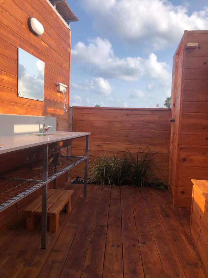 Atlit Rooftop Glamping Esterno foto