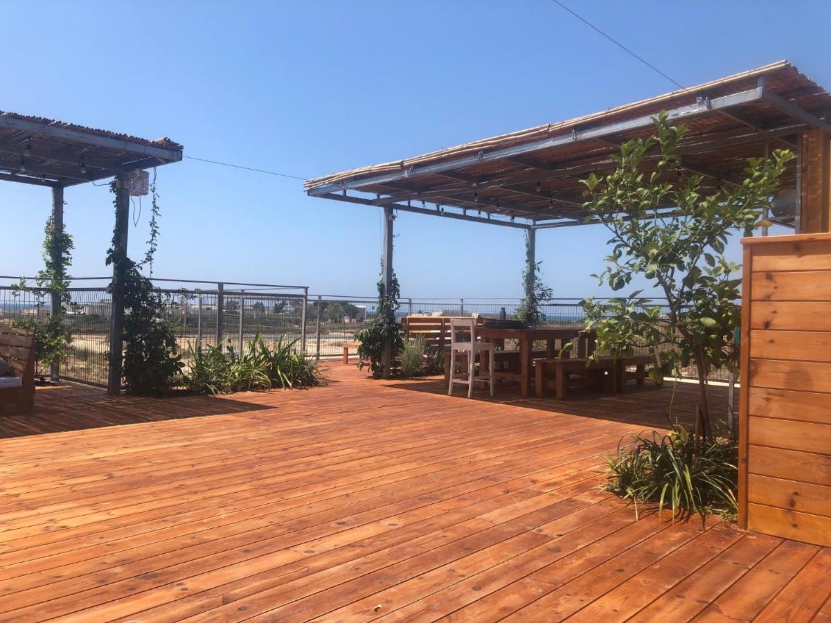 Atlit Rooftop Glamping Esterno foto