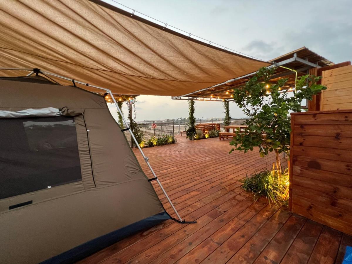 Atlit Rooftop Glamping Esterno foto