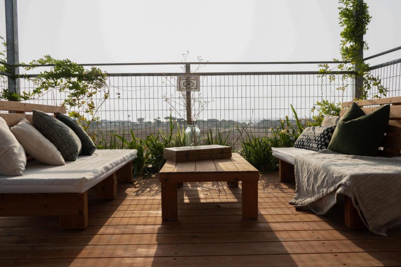 Atlit Rooftop Glamping Esterno foto